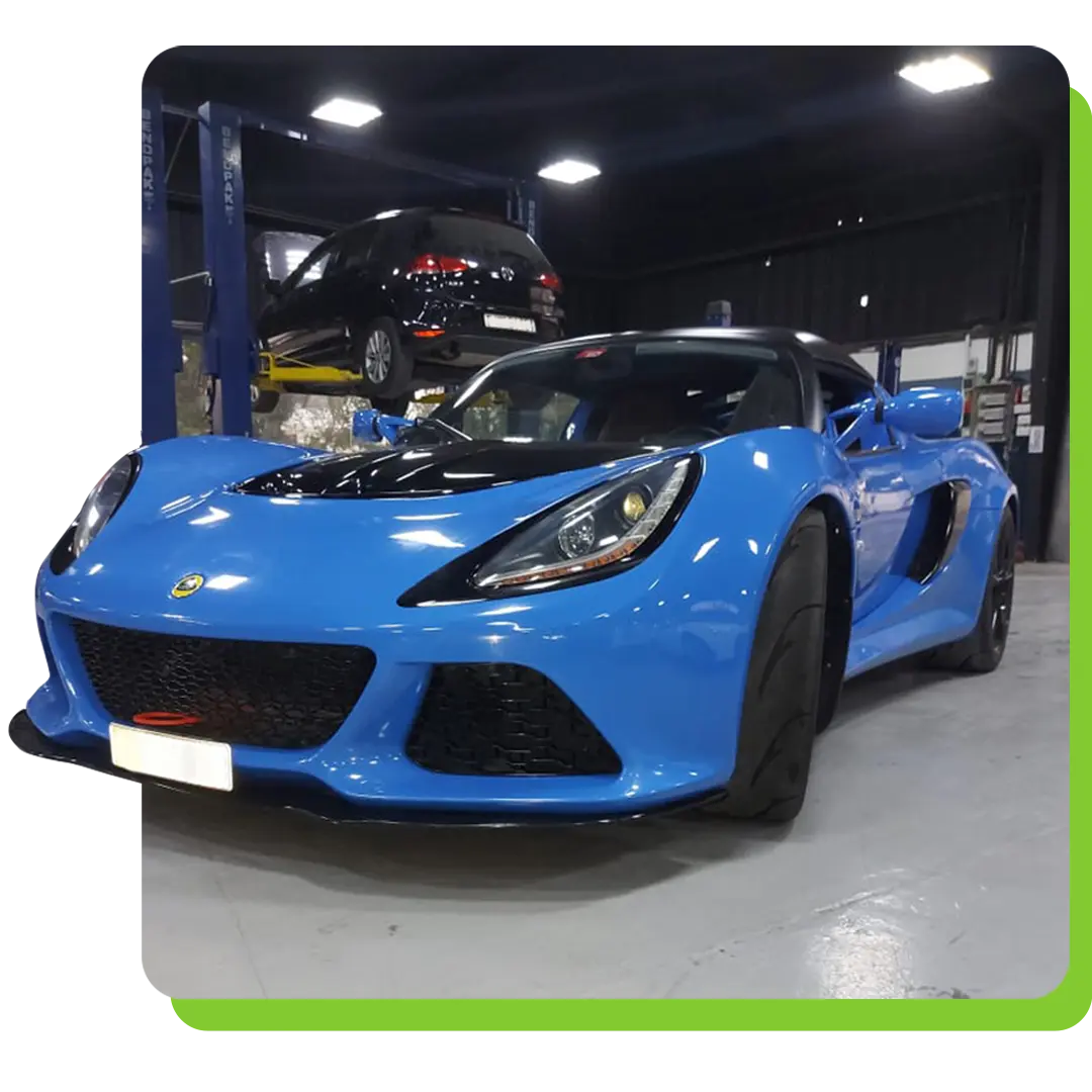 Luxury Car Service in Dubai